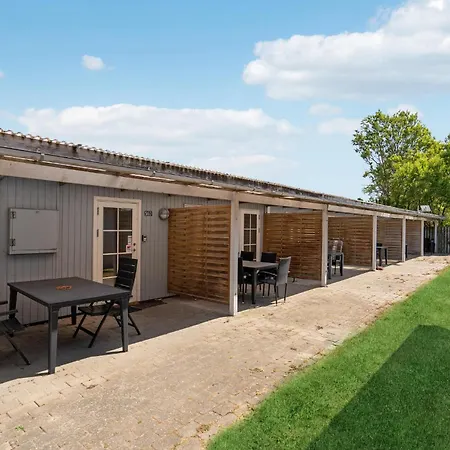 2 Bedroom Beautiful In Sydals Nyaraló