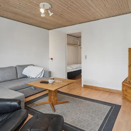2 Bedroom Beautiful In Sydals * Østerby