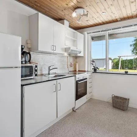 2 Bedroom Beautiful In Sydals * Østerby
