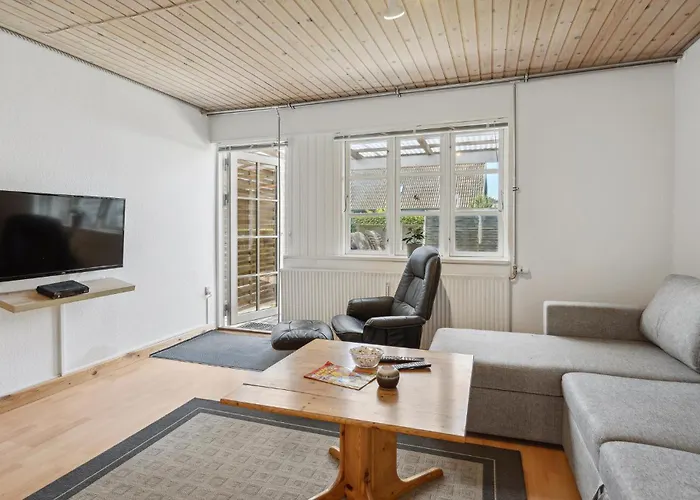 2 Bedroom Beautiful In Sydals Nyaraló *