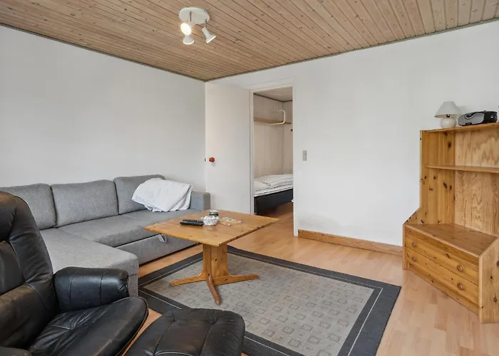 2 Bedroom Beautiful In Sydals * Østerby